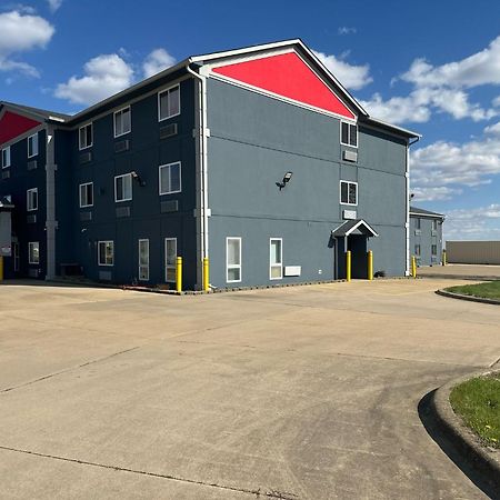 Burgundy Inn & Suites By Oyo El Paso Exterior photo